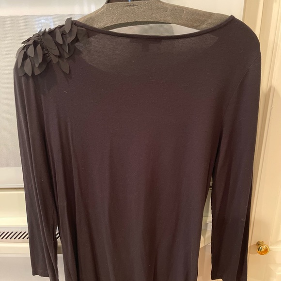 Anne Klein Black Top with detail sheer on shoulder - Picture 6 of 9